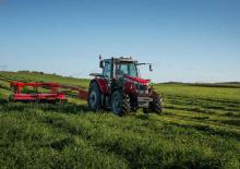 Kosiarka dyskowa z kondycjonerem mocowana z tyłu Massey Ferguson 1359