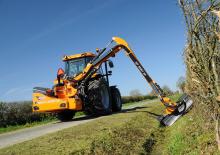 Sprzęt do prac letnich/Kosiarki skarpowe Kuhn Multi-Longer GII 5557 SP