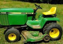 Kosiarki Samojezdne i Traktory Ogrodowe John Deere 430