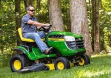Kosiarki Samojezdne i Traktory Ogrodowe John Deere E100