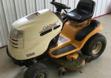 Kosiarki Samojezdne i Traktory Ogrodowe Cub Cadet LT1045
