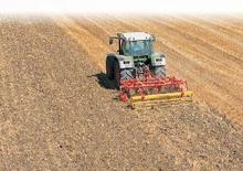 Spulchniacze Pöttinger Synkro 3000 S
