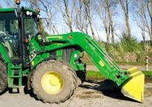 Ładowacz czołowy John Deere 653 NSL