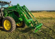 Ładowacz czołowy John Deere 680R