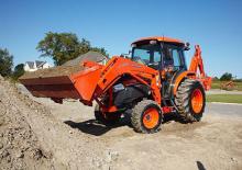 Ładowacz czołowy Kubota LA854