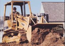 Ładowarki gąsienicowe Caterpillar 935C