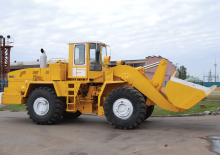 Ładowarki kołowe Belaz 40483