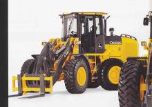 Ładowarki kołowe John Deere Construction 444 J
