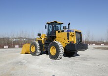 Ładowarki kołowe SEM 655D