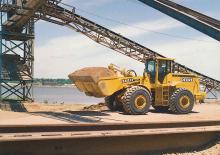 Ładowarki kołowe John Deere Construction 744 H MH