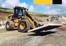 Ładowarki kołowe Caterpillar 930G