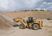 Ładowarki kołowe Caterpillar 972