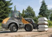 Ładowarki kołowe Mecalac AS 700