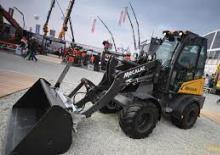 Ładowarki kołowe Mecalac AX500
