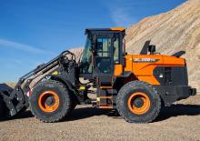 Ładowarki kołowe Develon DL250TC-7