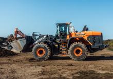 Ładowarki kołowe Develon DL580-7