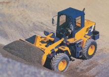 Ładowarki kołowe Kobelco LK350