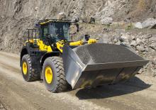 Ładowarki kołowe Komatsu WA480-8E0