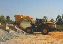 Ładowarki kołowe Komatsu WA500-8
