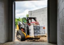 Ładowarki o sterowaniu burtowym JCB 215T