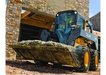 Ładowarki o sterowaniu burtowym John Deere Construction 320D