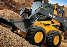 Ładowarki o sterowaniu burtowym John Deere Construction 328E