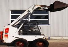 Ładowarki o sterowaniu burtowym Bobcat 843