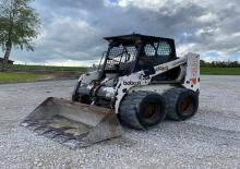 Ładowarki o sterowaniu burtowym Bobcat 853