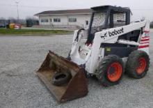 Ładowarki o sterowaniu burtowym Bobcat 933