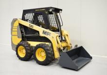 Ładowarki o sterowaniu burtowym MF Industrial MF 516