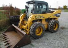 Ładowarki o sterowaniu burtowym Gehl SL 7810 SXT Dual