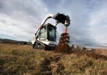 Ładowarki o sterowaniu burtowym Bobcat T450