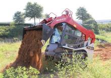 Ładowarki o sterowaniu burtowym Takeuchi TL 10 V2