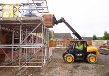 Ładowarki teleskopowe JCB 516-40