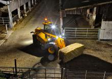 Placowe urządzenie załadowcze JCB 542-70 AGRI