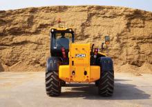 Placowe urządzenie załadowcze JCB 560-80 AGRI