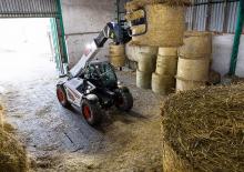 Ładowarki teleskopowe Bobcat TL43.80HF 135 V