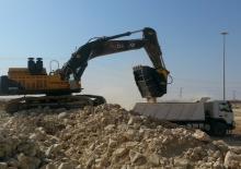 Łyżki rozdrabniająca do koparek hydraulicznych MB Crusher BF150.10