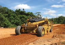 Maszyny do recyklingu nawierzchni na zimno Caterpillar RM300