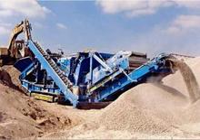 Urządzenia do recyklingu gruzu budowlanego BL-PEGSON Maxtrak 1000 SR