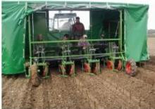 Maszyny do sadzenia Basrijs Deep planter 280 with rotating slotdigger axle
