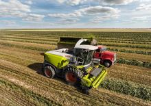 Maszyny do zbioru pasz z napędem 4WD Claas Jaguar 850