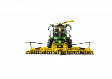 Maszyny do zbioru pasz z napędem 4WD John Deere 8300