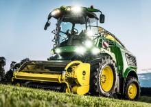 Maszyny do zbioru pasz z napędem 4WD John Deere 9500 