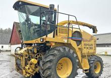 Maszyny do zbioru pasz z napędem 4WD New Holland FX 38