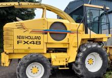 Maszyny do zbioru pasz z napędem 4WD New Holland FX 48