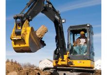 Minikoparki John Deere Construction 27D
