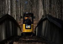 Minikoparki Caterpillar 301.7 CR