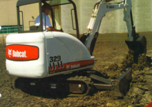Minikoparki Bobcat 329