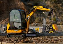 Minikoparki JCB 8020 CTS